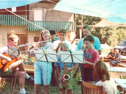 1990_08_la_rochette_fete_village_010
